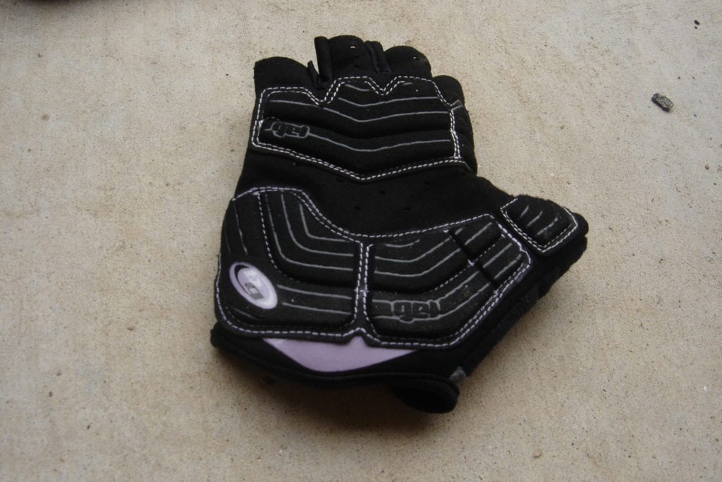 bike glove showing padding